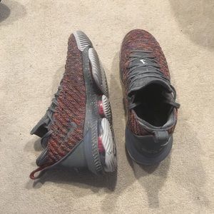 Lebron James 16 size 11.5